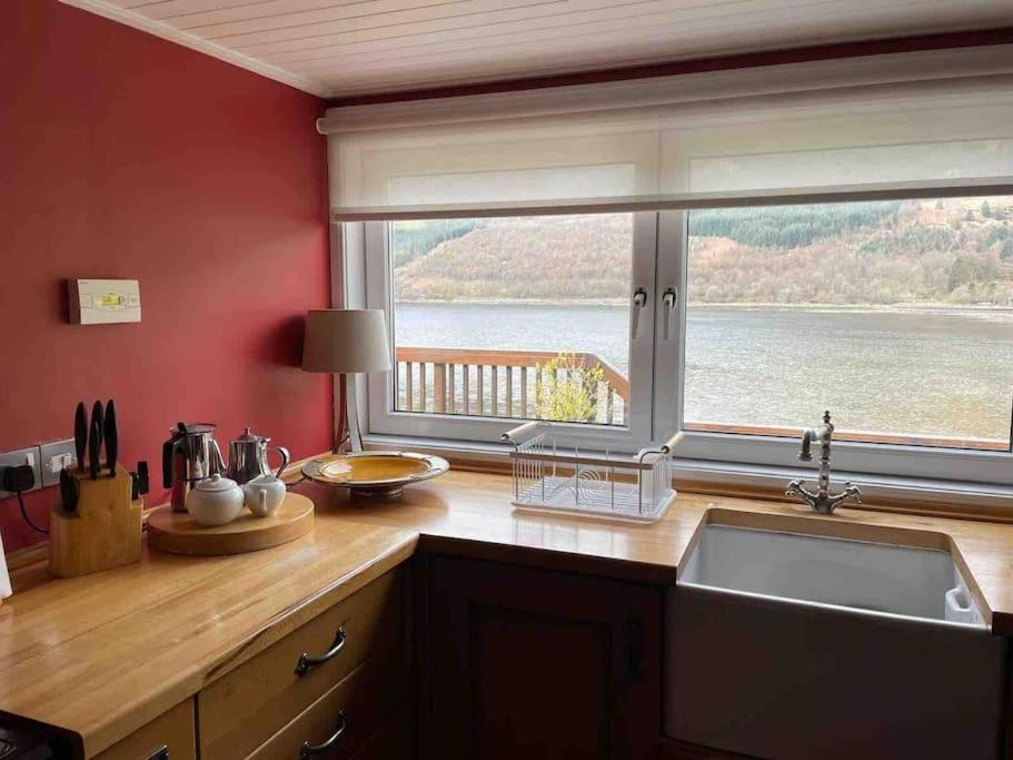 Viking Cottage Arrochar Bagian luar foto