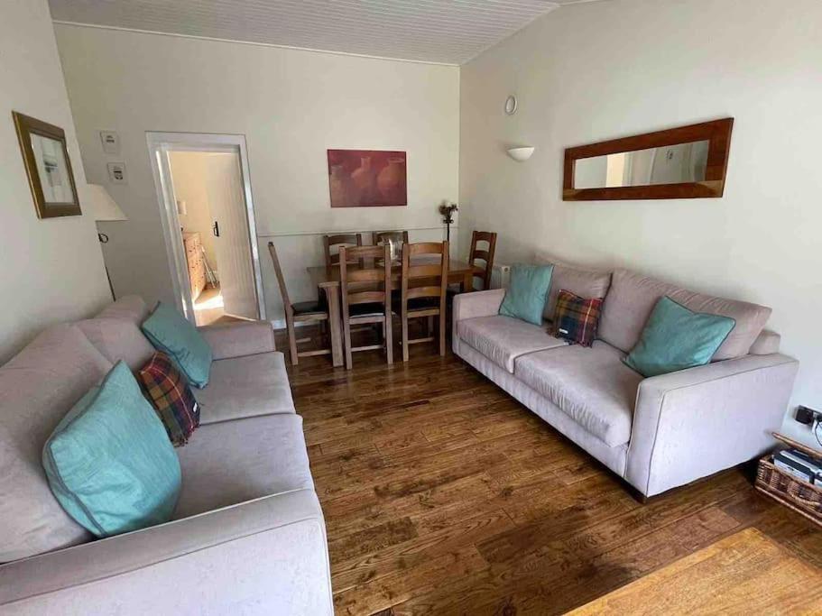 Viking Cottage Arrochar Bagian luar foto